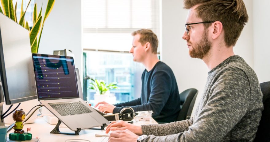 Prompt engineering pour dirigeants - intelligence artificielle au travail